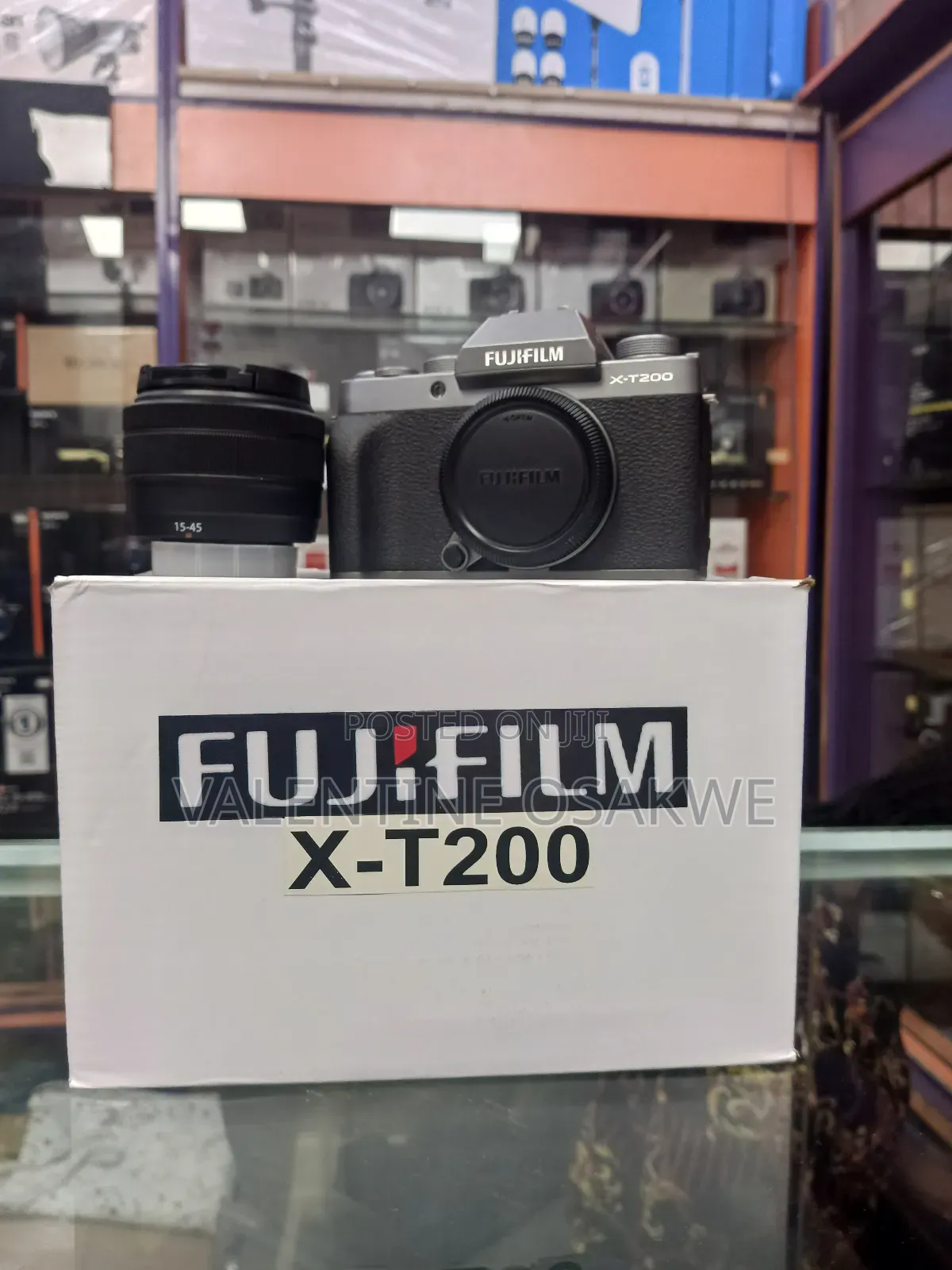 Fujifilm ×-T200 With Lens 15-45