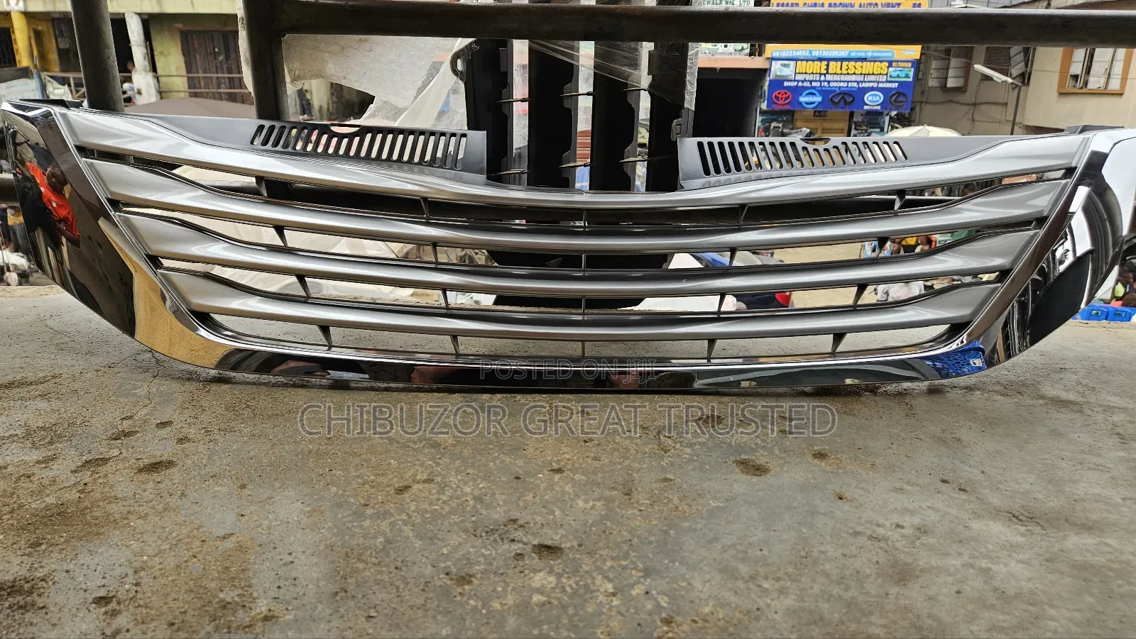 Front Grill Sienna 2012/2015