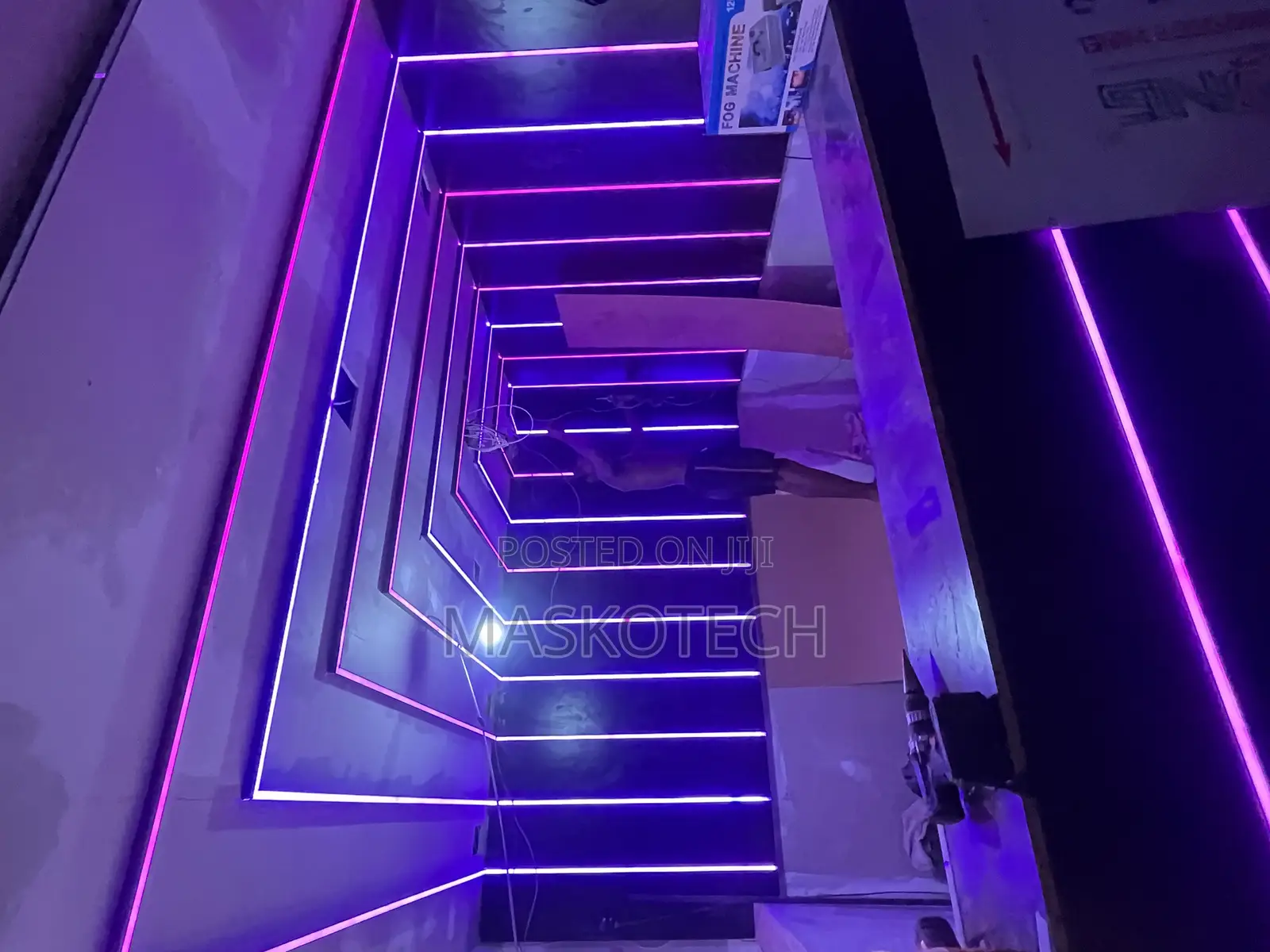 Club Set Up, Club and Lounge