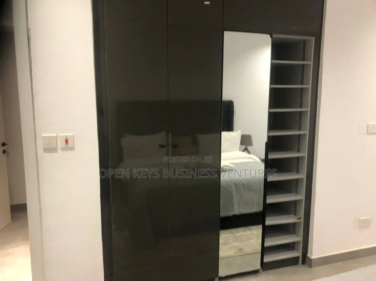 Furnished 4bdrm Duplex in Jericho for sale
