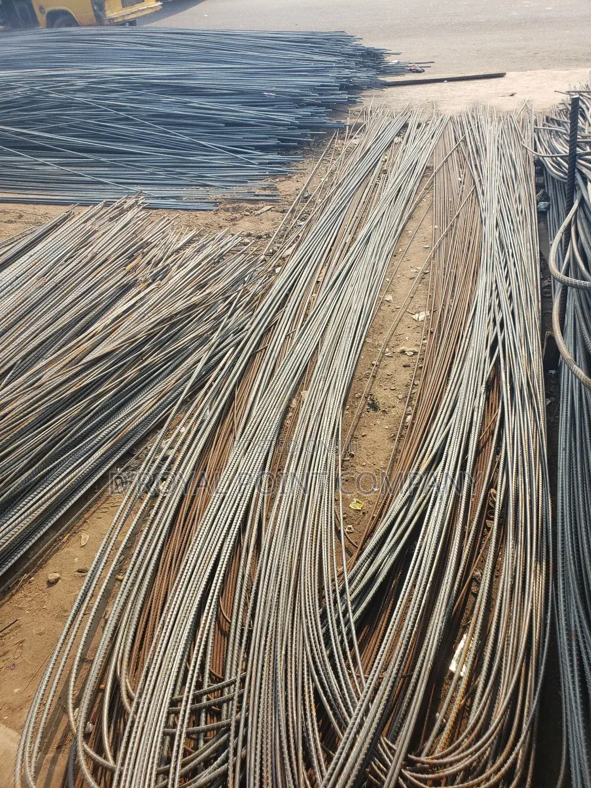 The Best Seller of Any Kind of Iron Rod Both TMT Local