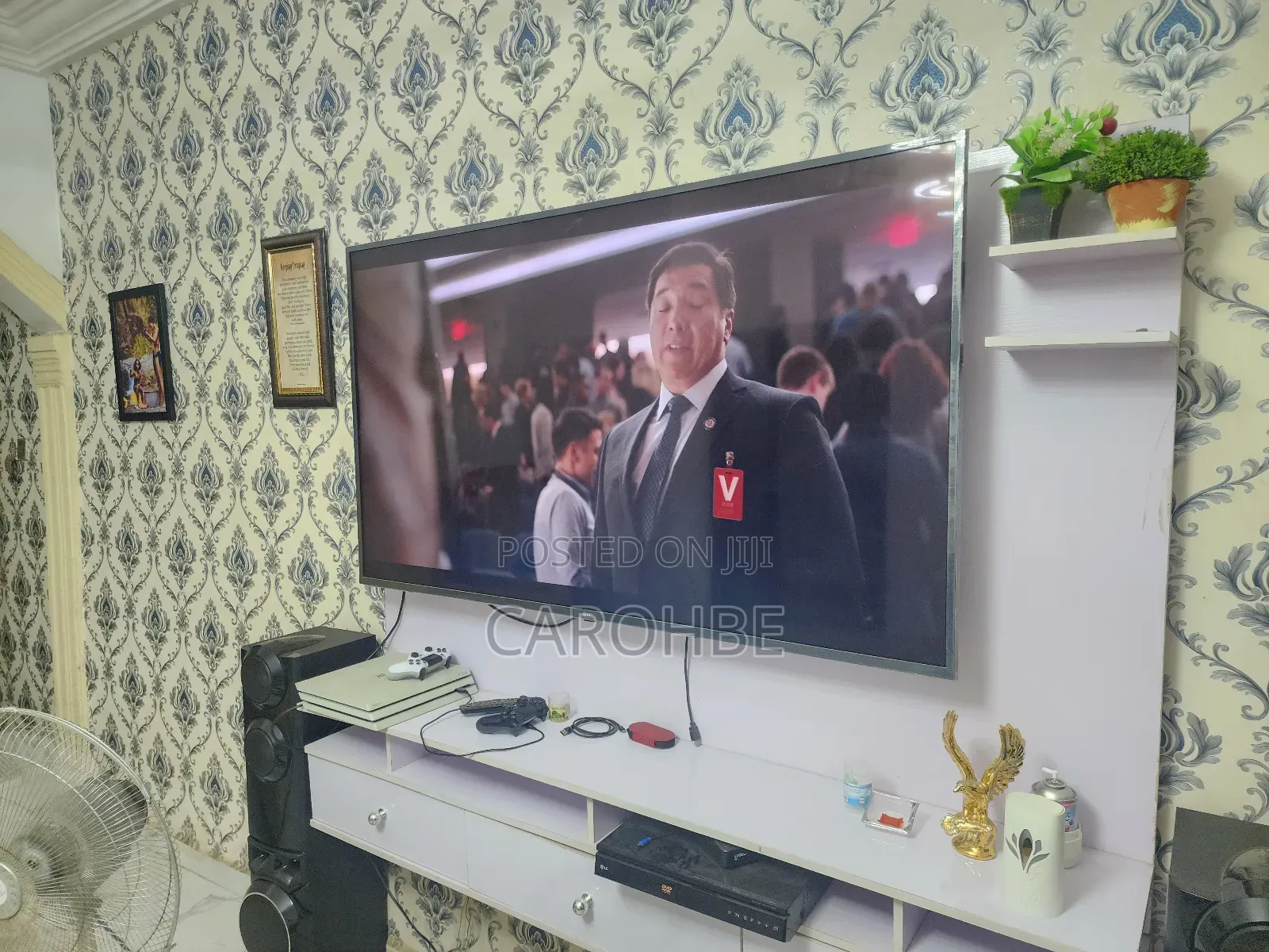 LG 65 Inches