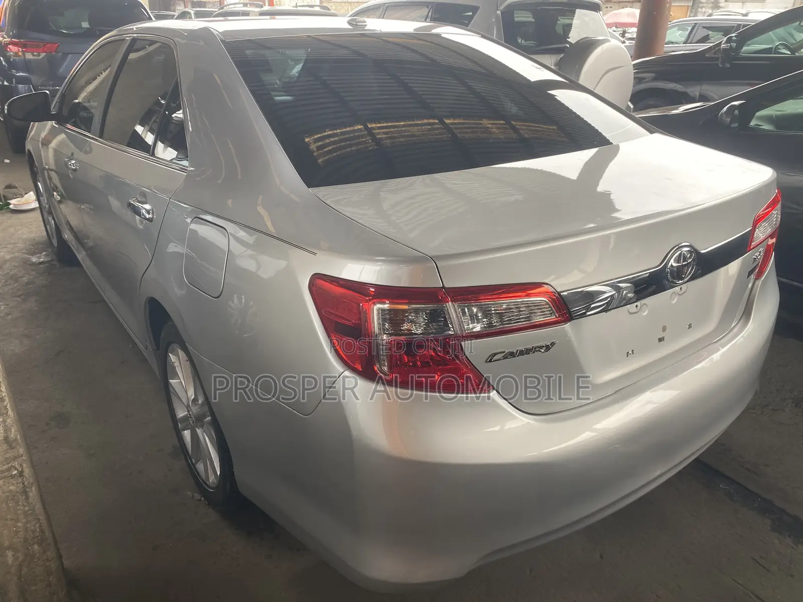Toyota Camry 2012 Silver