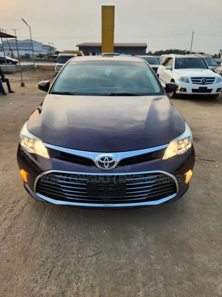 Toyota Avalon XLE Premium FWD Sedan (3.6L 6cyl 6A) 2016 Burgundy