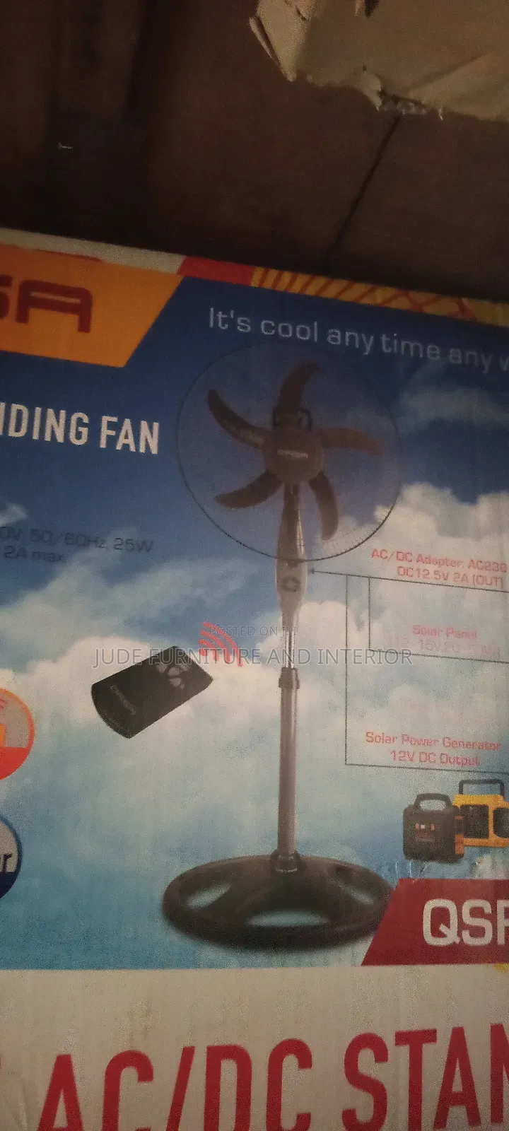 Qasa Solar Power Wit 18inch Fan