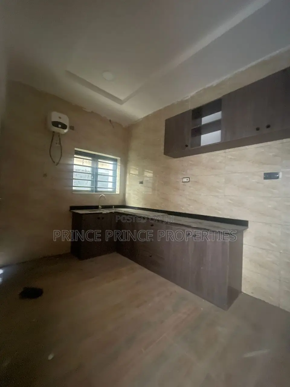 Furnished 2bdrm Block of Flats in Surulere for rent