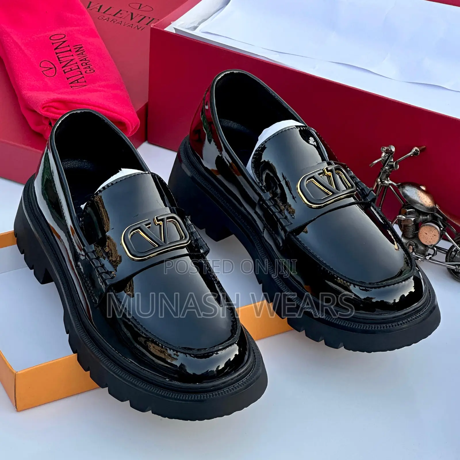 Valentino Classic Shoe