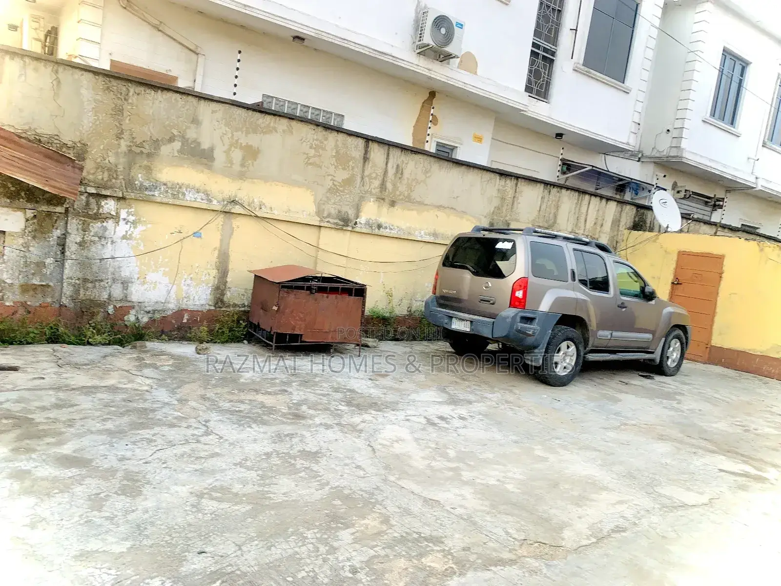 4bdrm Bungalow in Surulere for sale