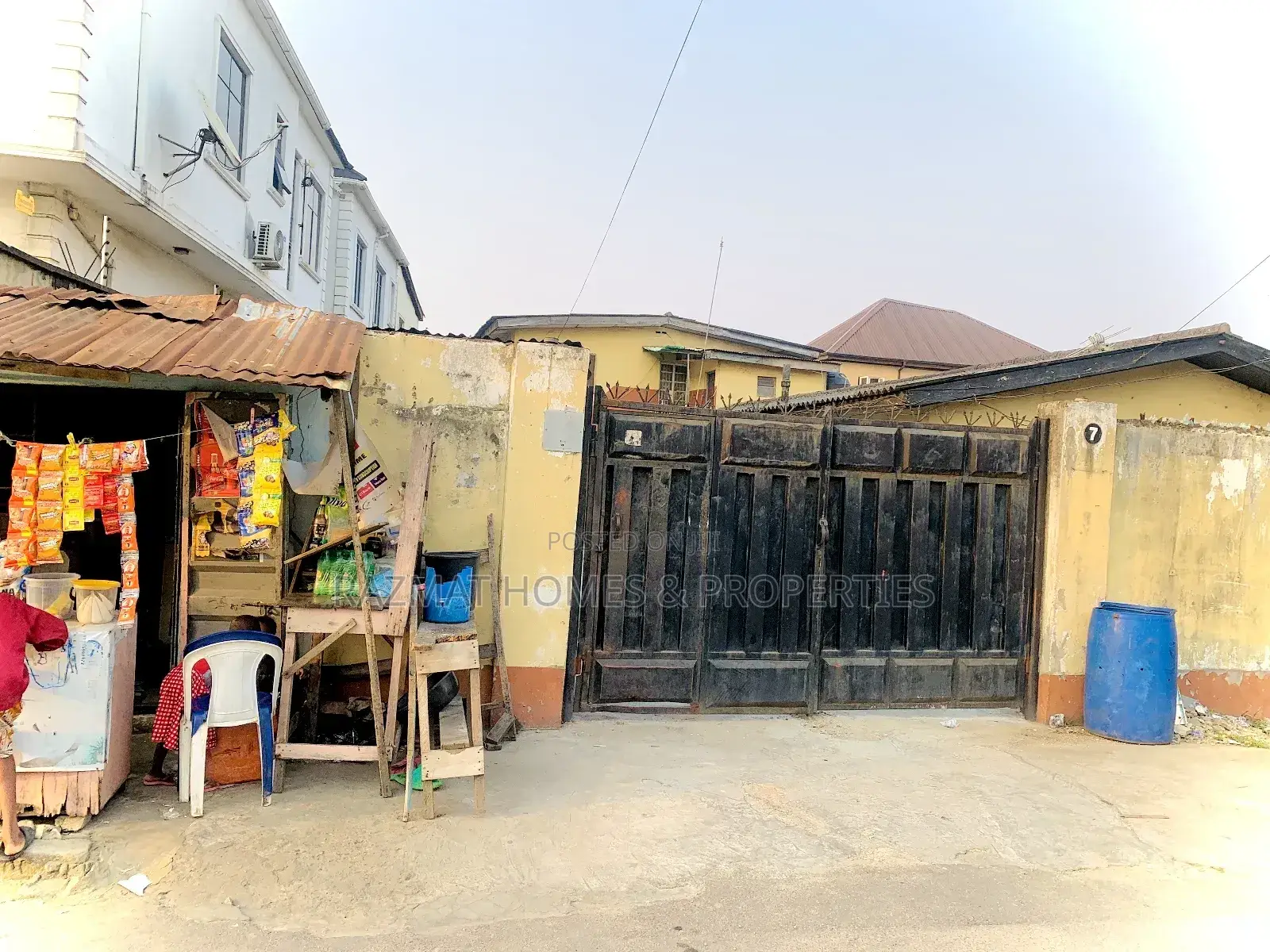4bdrm Bungalow in Surulere for sale