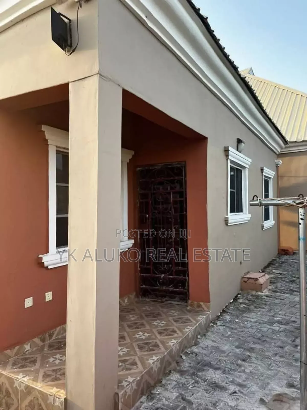 6bdrm Block of Flats in Budo Osho, Ilorin South for sale