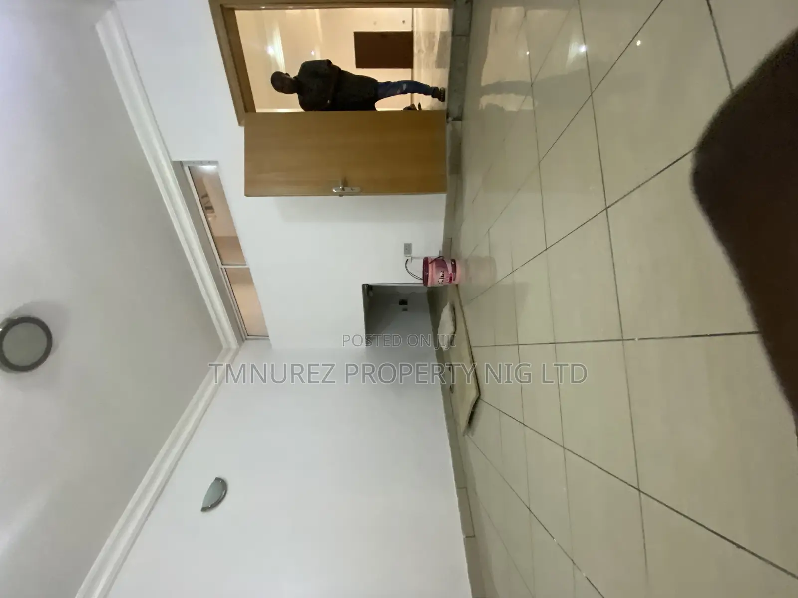 4bdrm Duplex in Off Admiralty, Lekki for rent