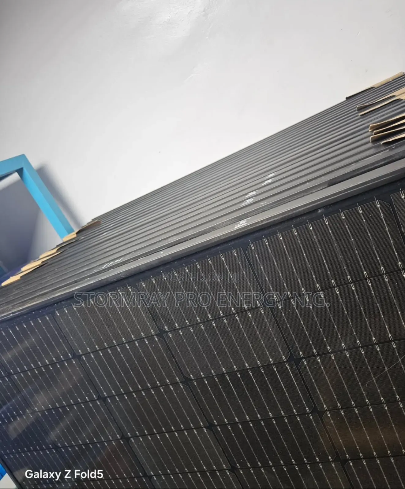 550w All-black Solar Panels
