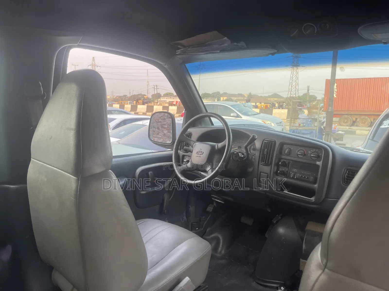 Ford E350 2005 White