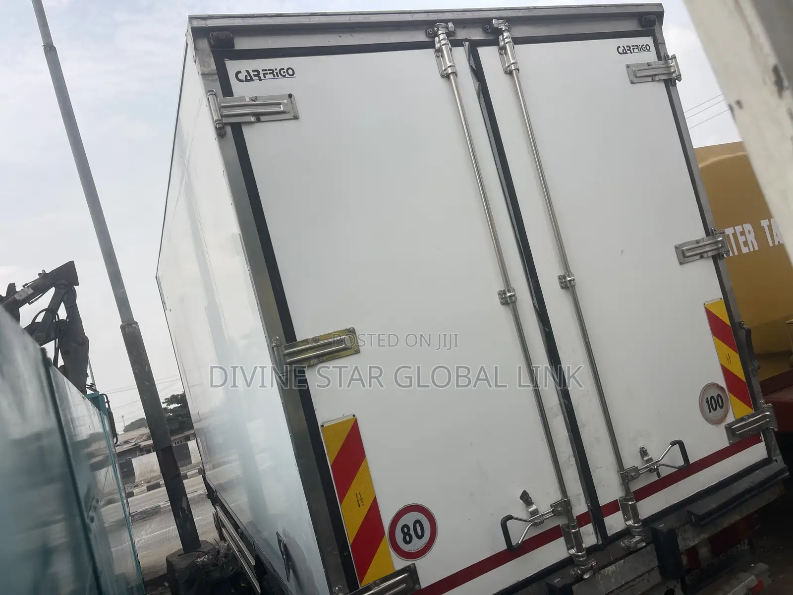 Mercedes Benz Cooling Van 