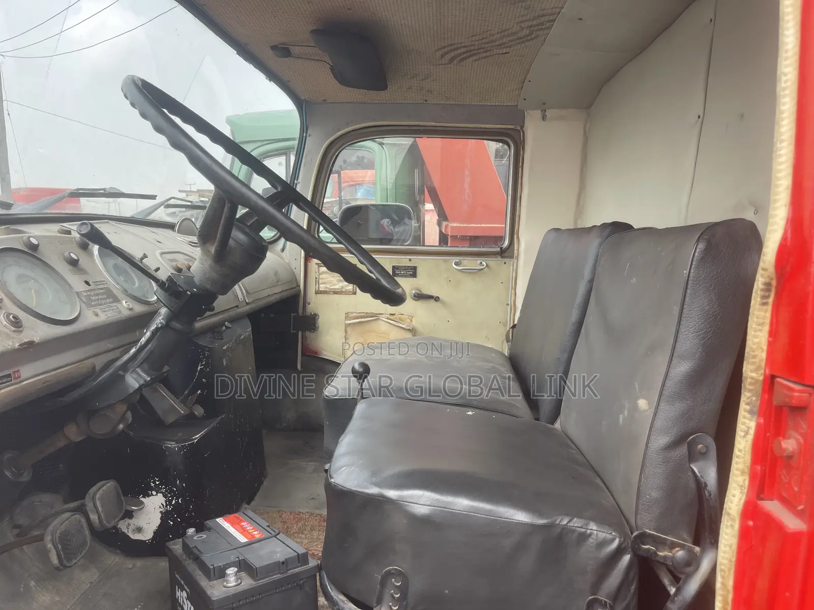 Mercedes Benz Tipper