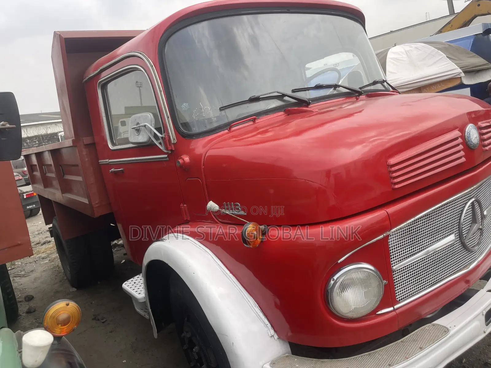 Mercedes Benz Tipper