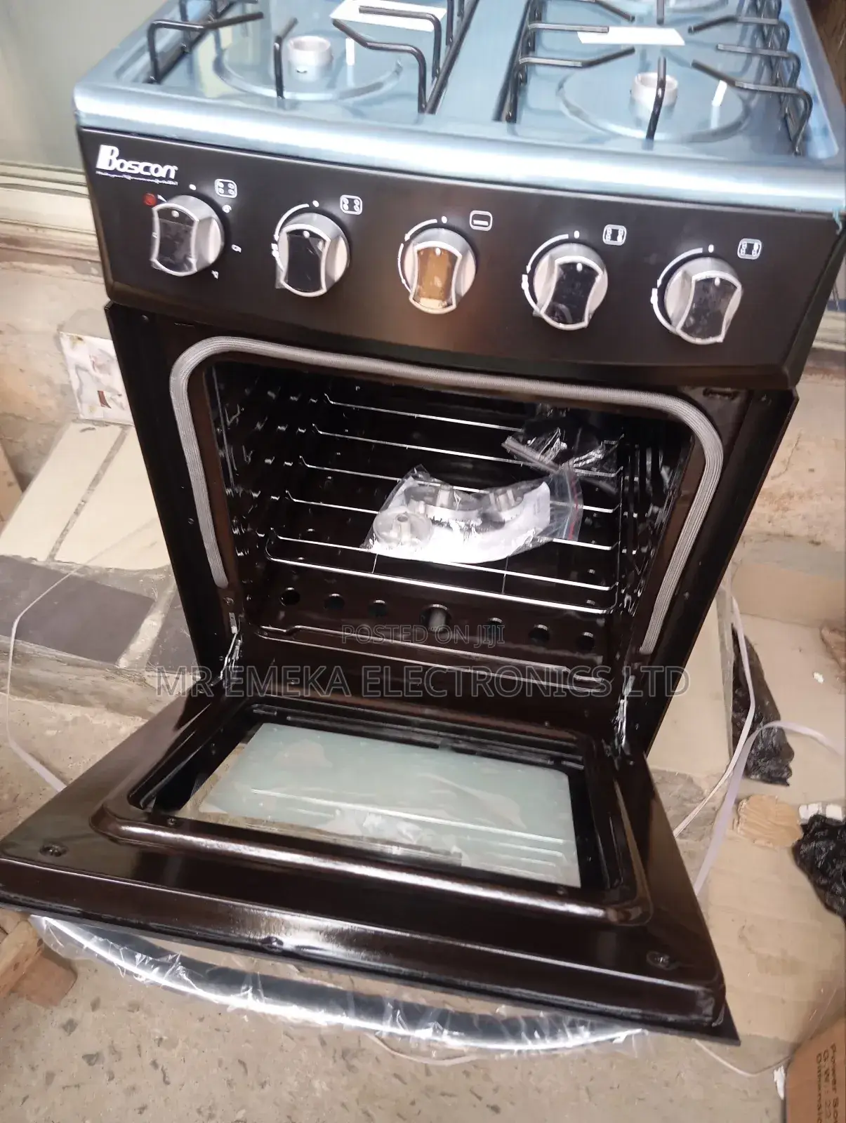 Boscon Gas Cooker Automatic