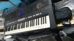 Yamaha Keyboard X650