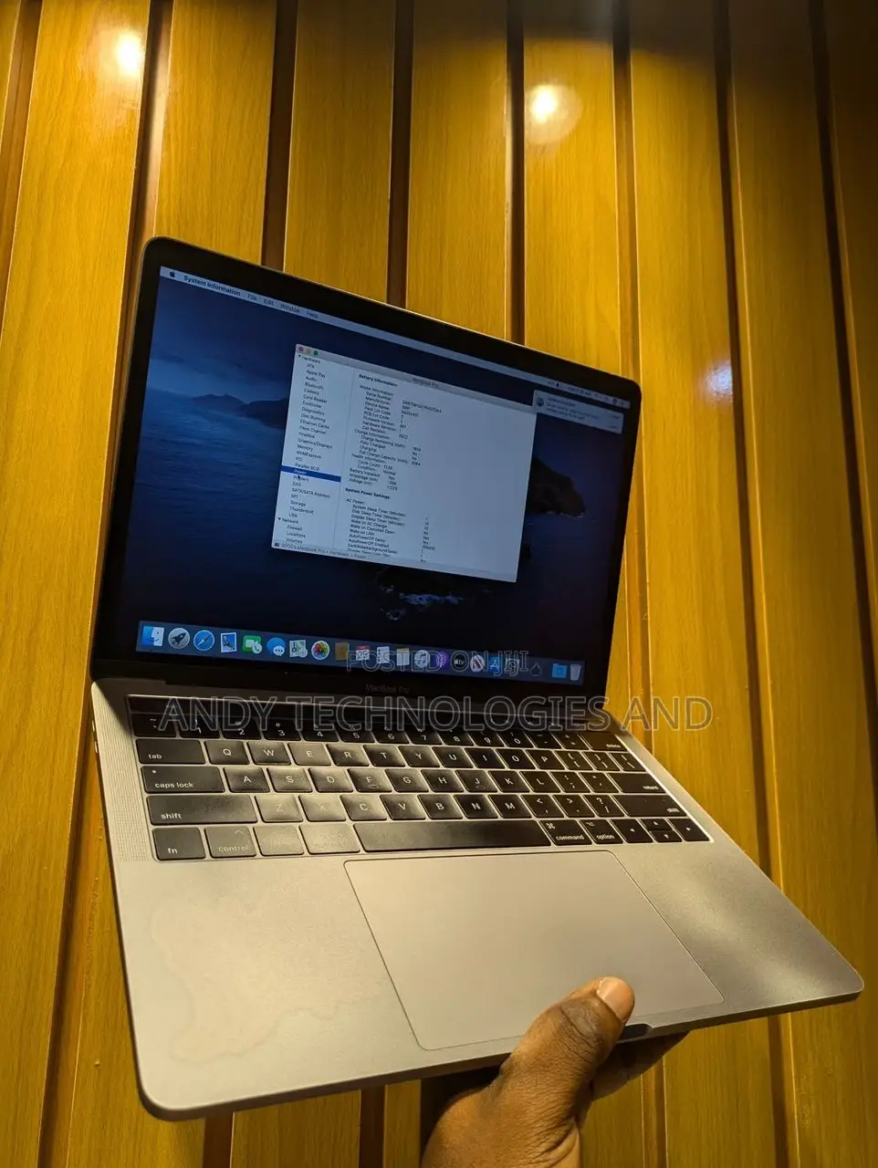 Laptop Apple MacBook Pro 2020 M1 8GB Apple M1 SSD 256GB