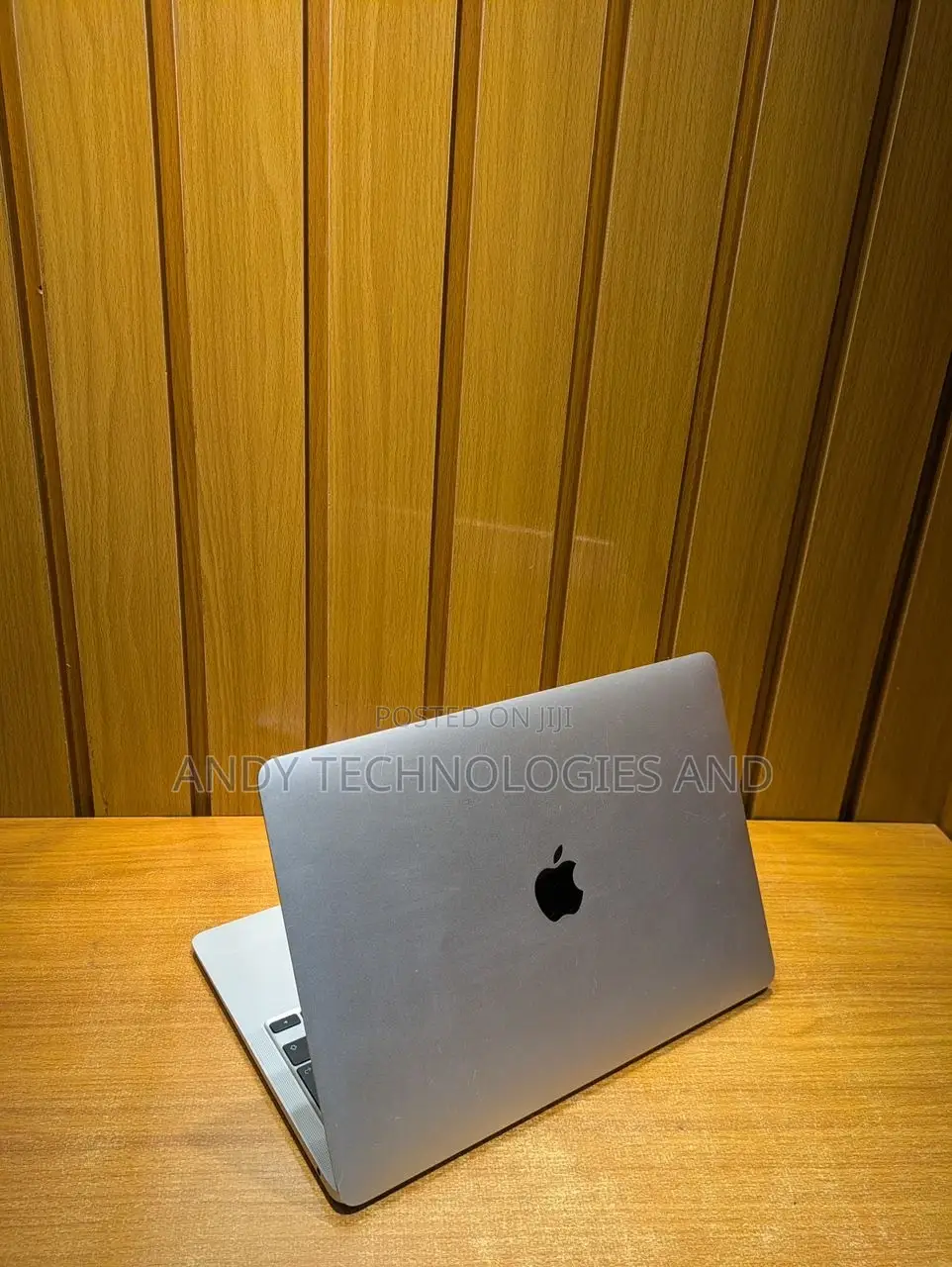 Laptop Apple MacBook Pro 2019 8GB Intel Core I5 SSD 256GB