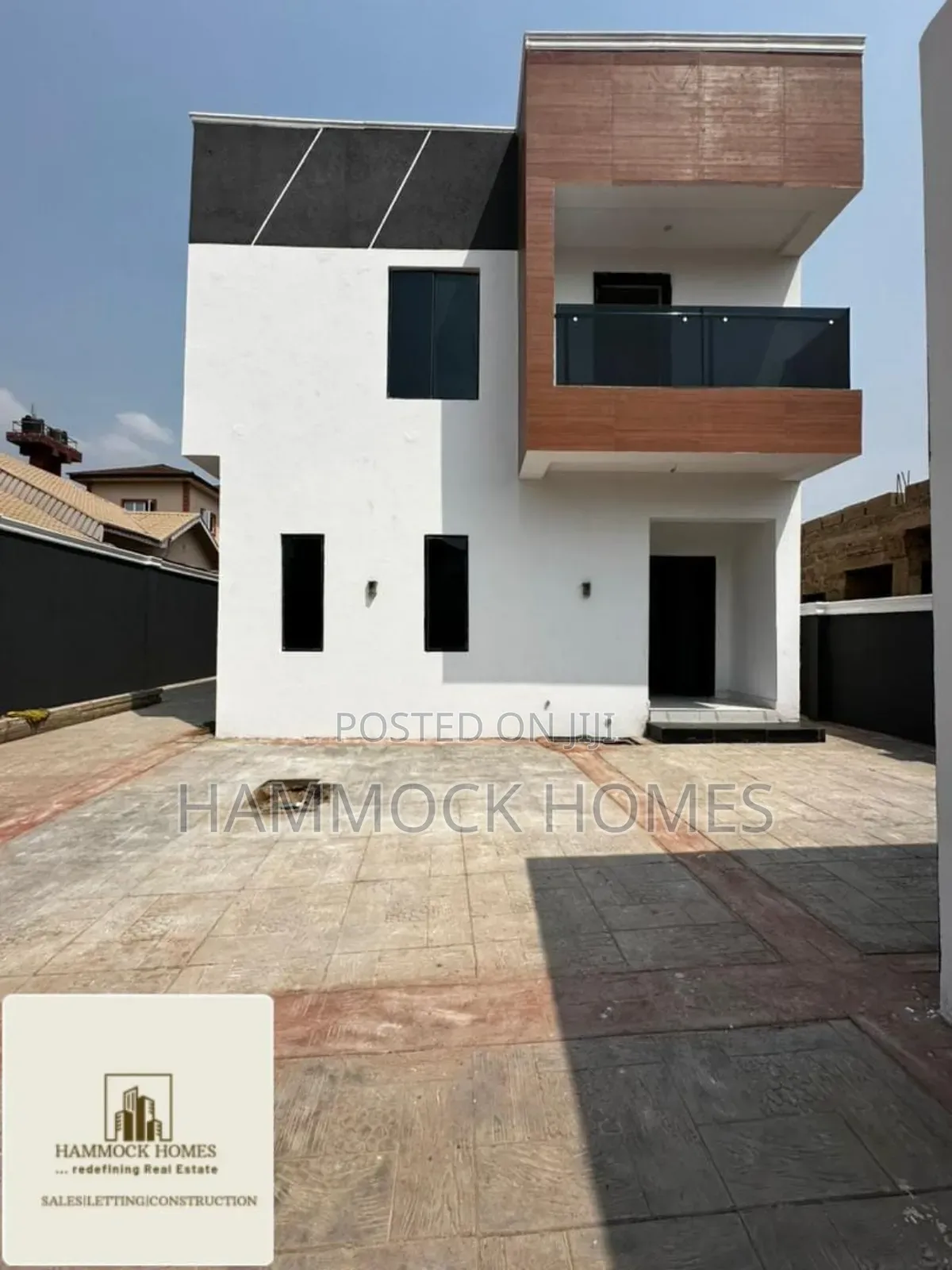 Furnished 5bdrm Duplex in Okebadan Estate, Akobo for sale