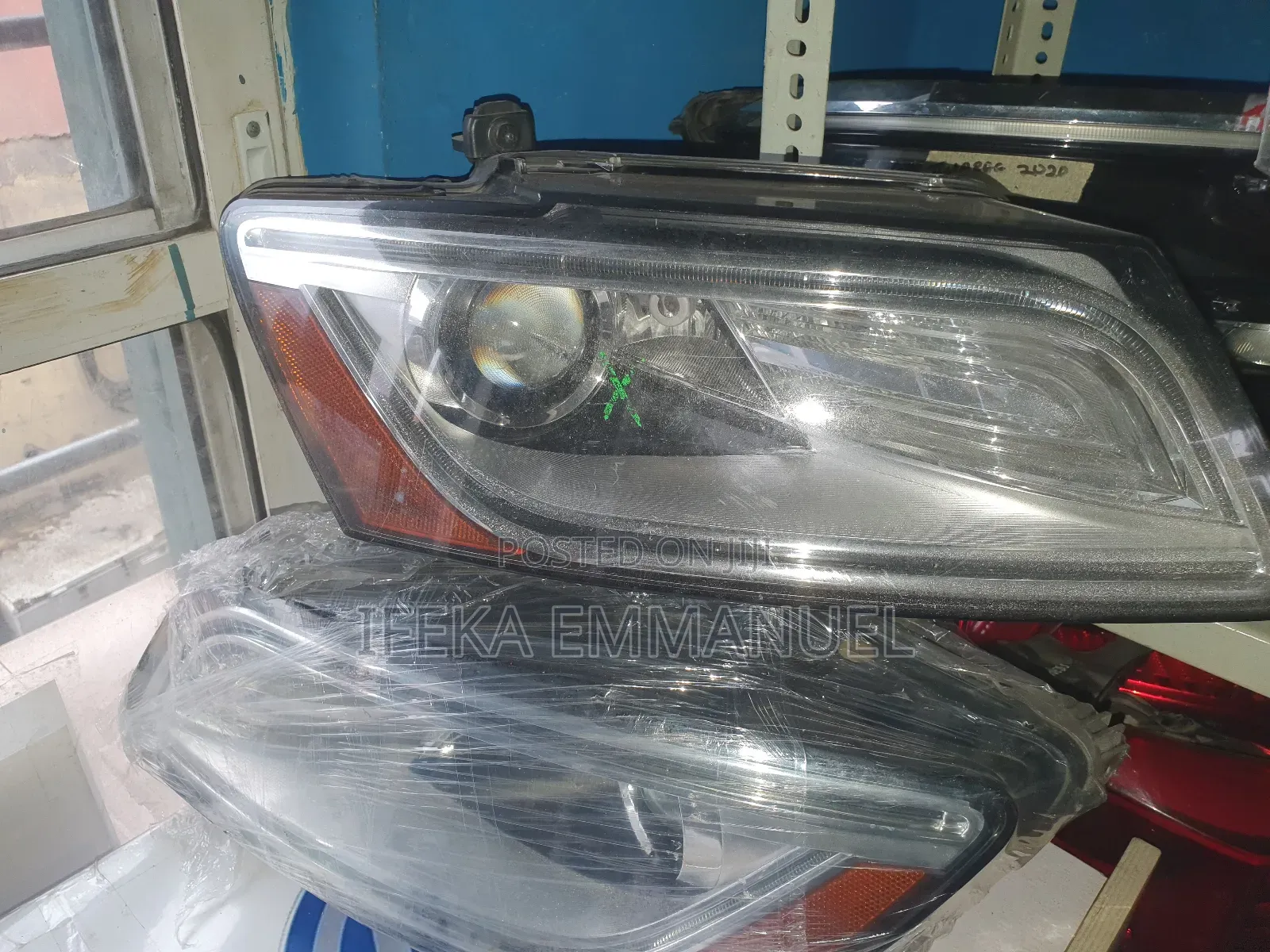 Headlights Audi Q5 2013