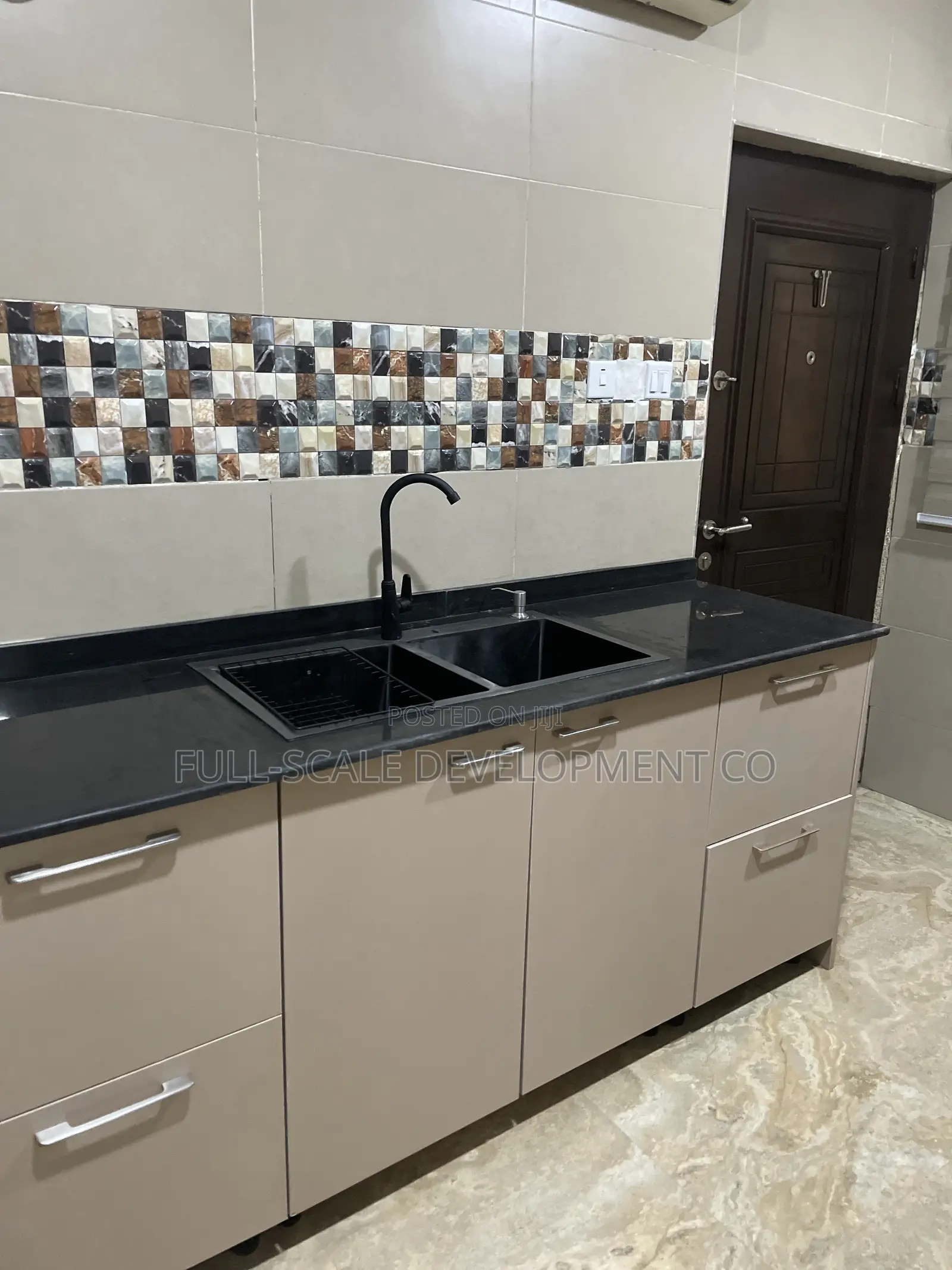 Fully Furnished 2bedroom Apartment