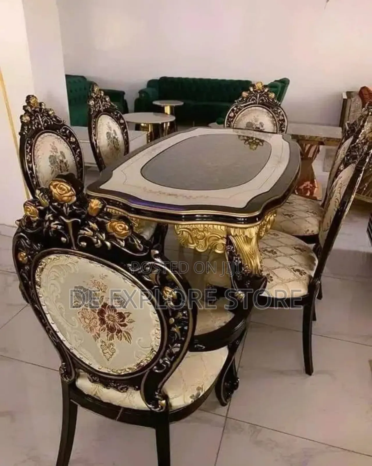 Royal Dining Set