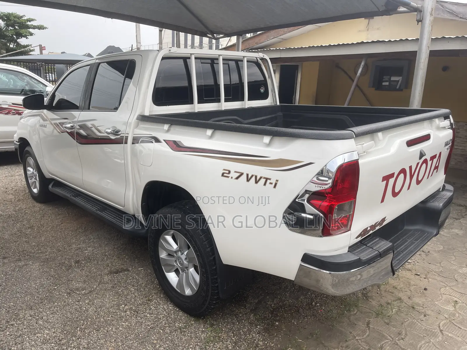 Toyota Hilux 2020 White