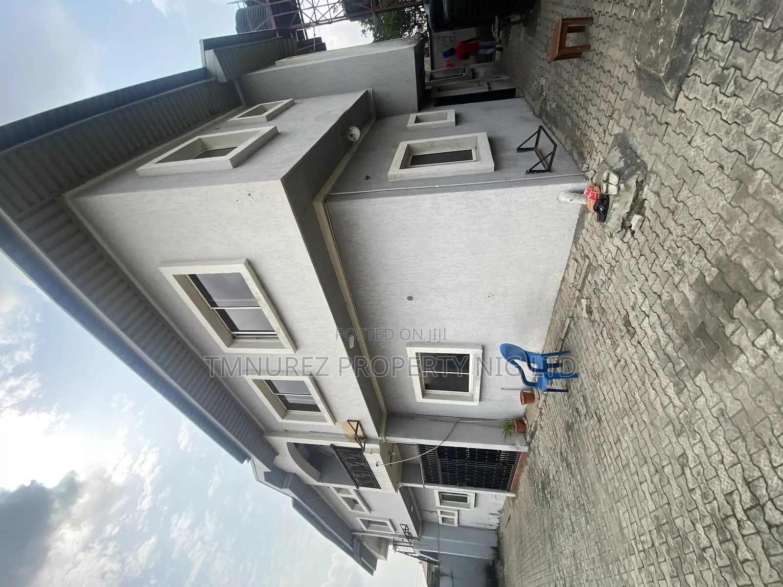 2bdrm Apartment in Admiralty, Lekki for rent