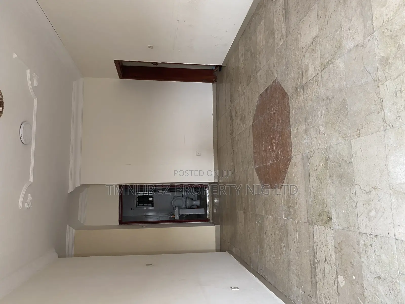 2bdrm Apartment in Admiralty, Lekki for rent