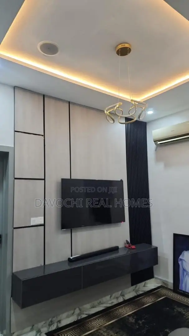 Furnished 4bdrm Duplex in Meadow Hall School, for rent