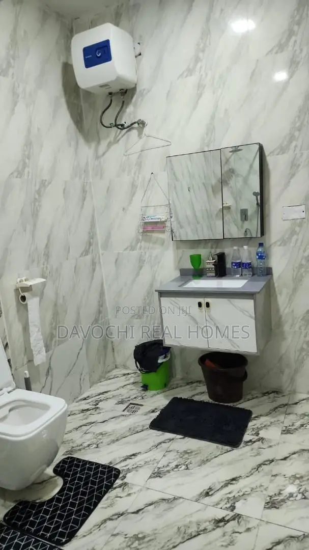 Furnished 4bdrm Duplex in Meadow Hall School, for rent