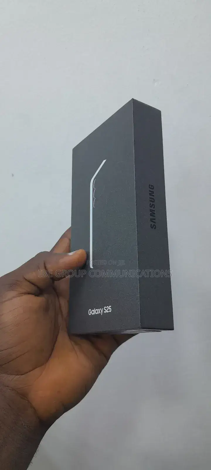 New Samsung Galaxy S25 256 GB