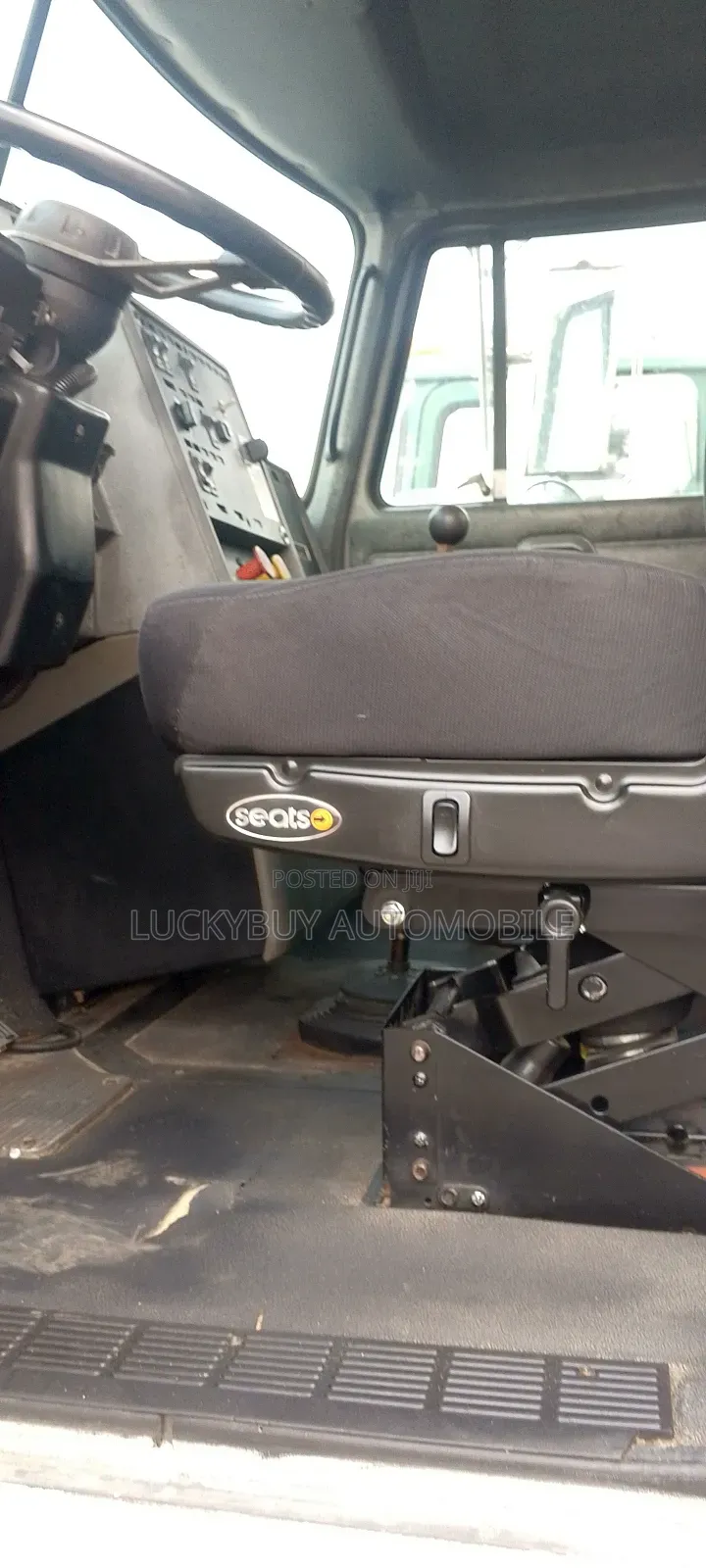 Mack Ch Trailer Head