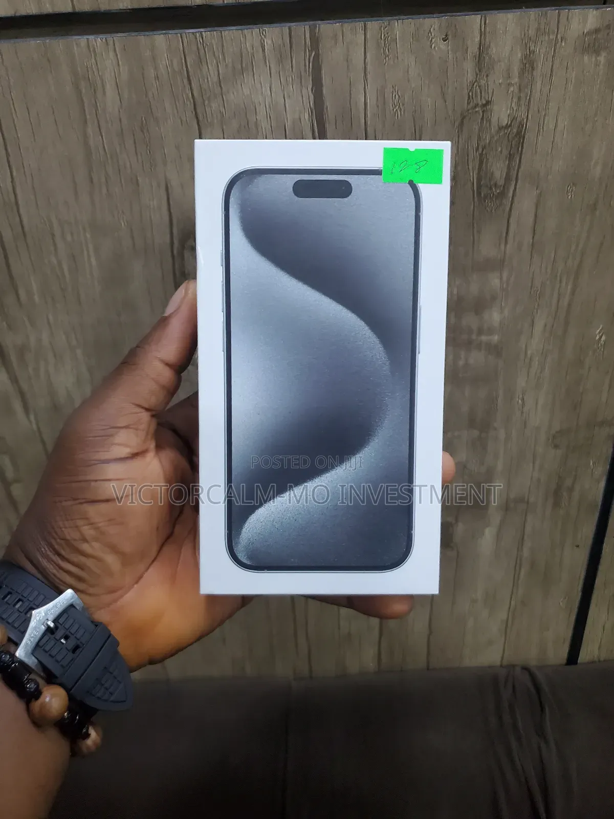 New Apple iPhone 15 Pro 128 GB Silver