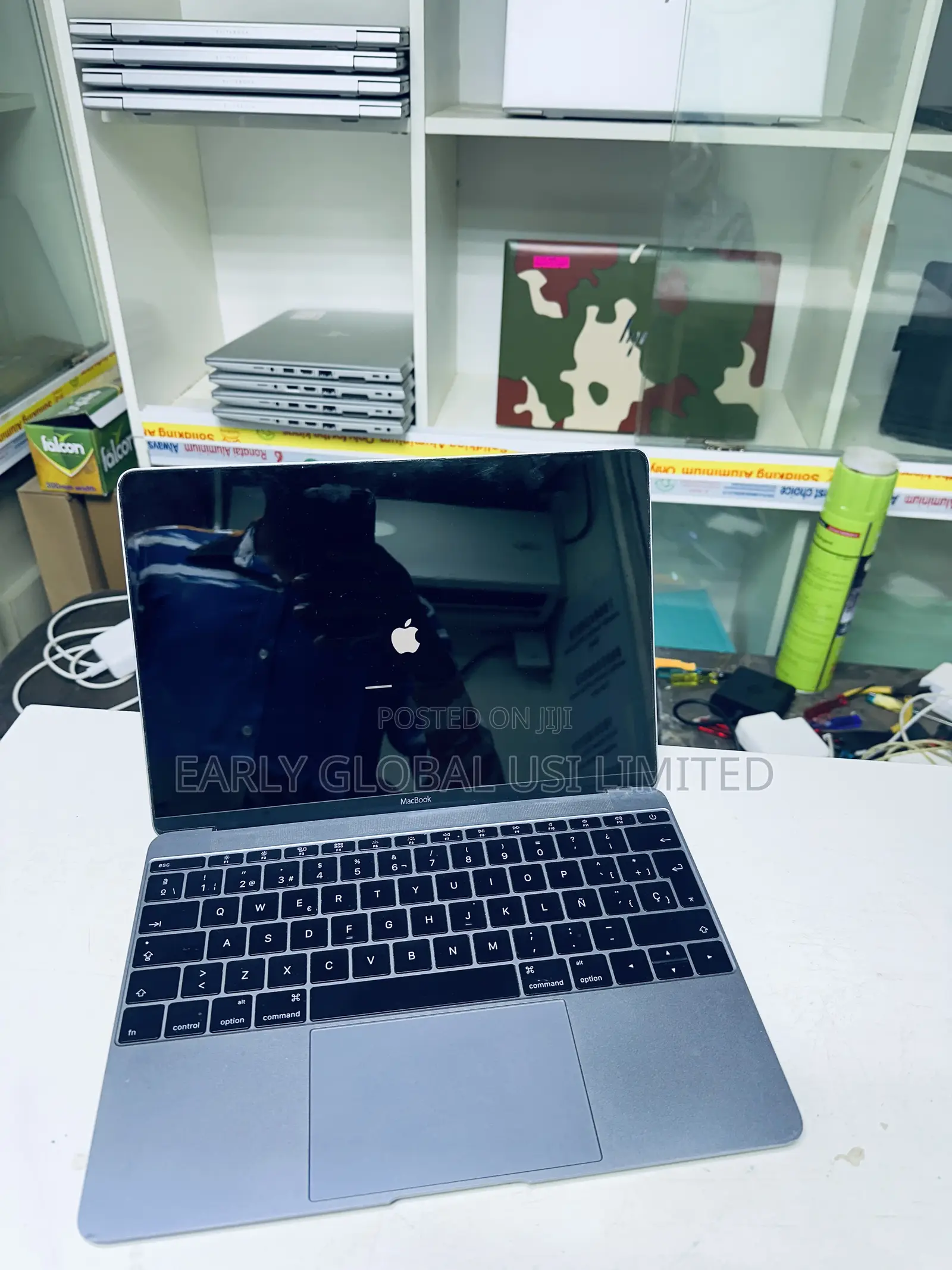 Laptop Apple MacBook 2017 8GB Intel Core I5 SSD 256GB