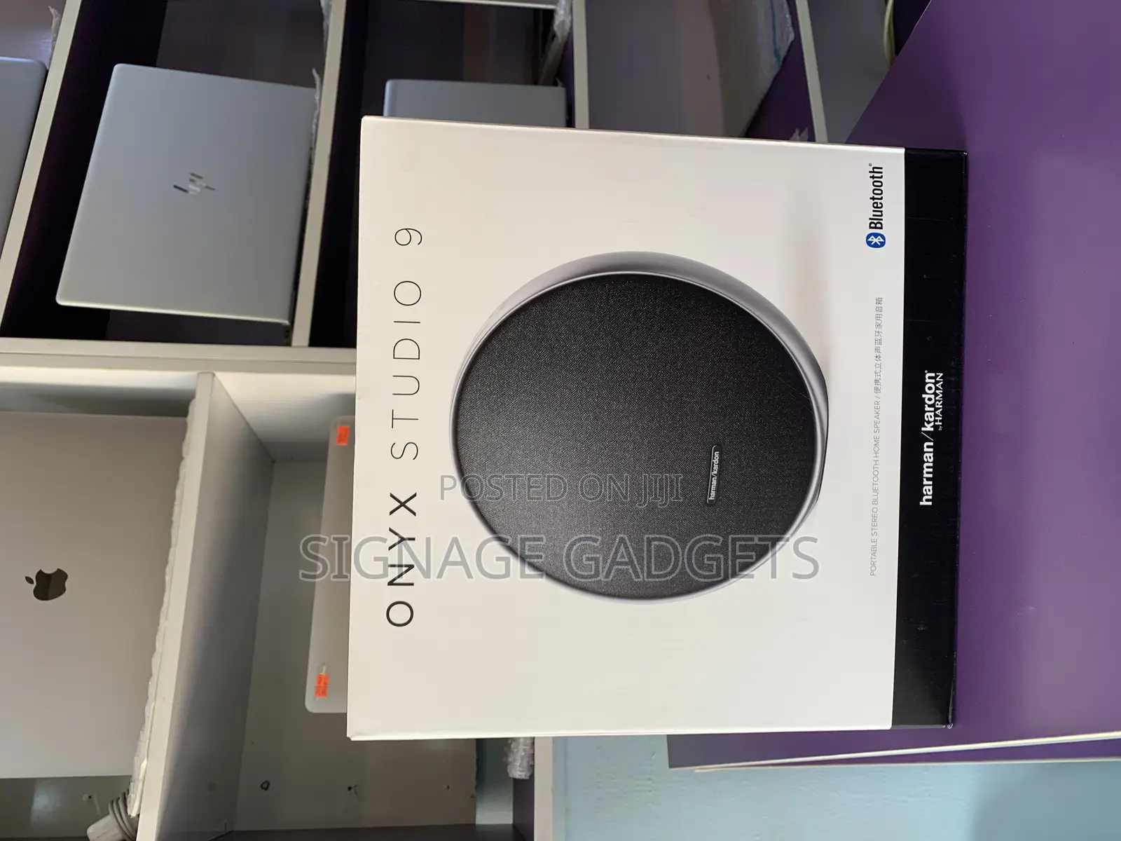 Onyx Studio 9