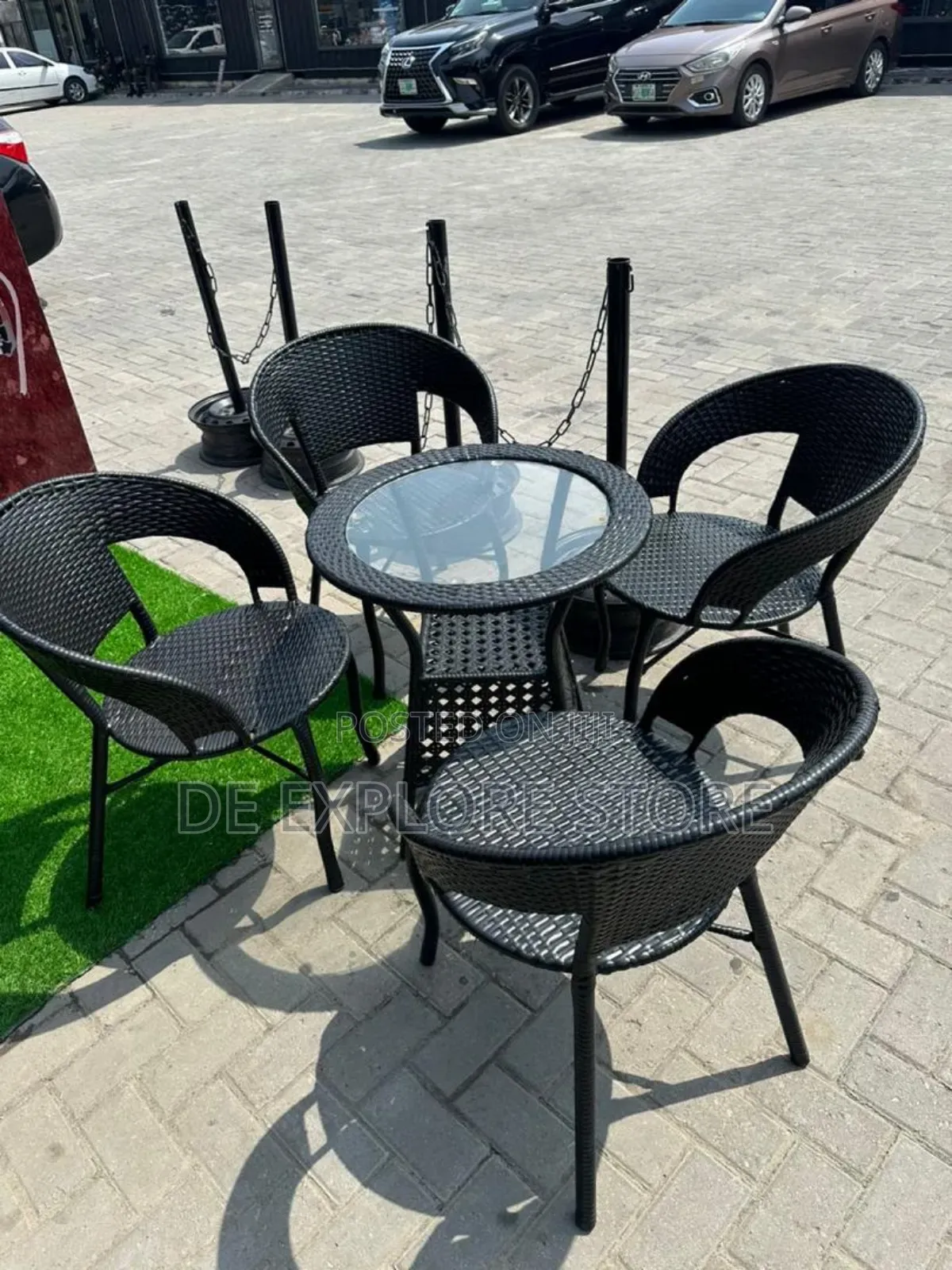 Outdoor Chairs and Tables