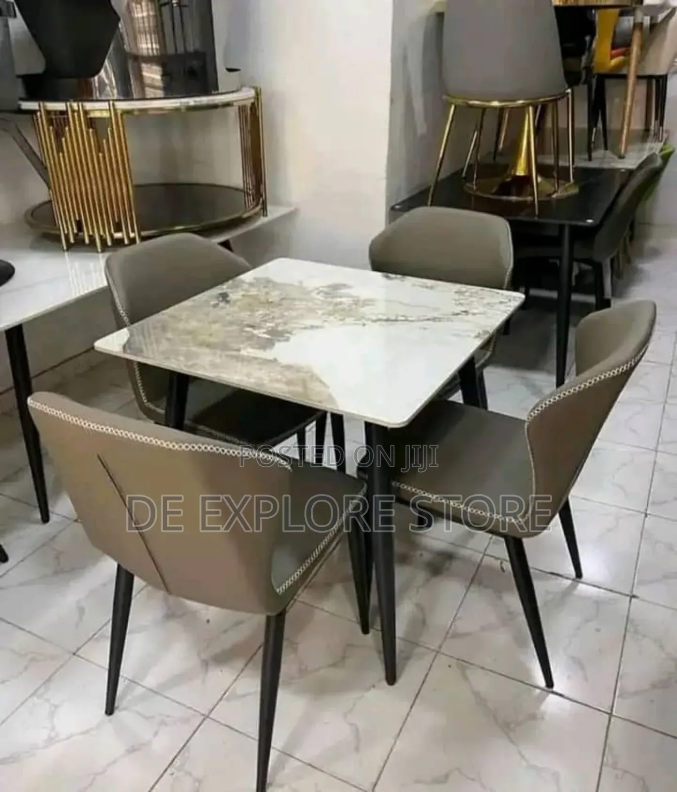 Dining Table + 4 Chairs