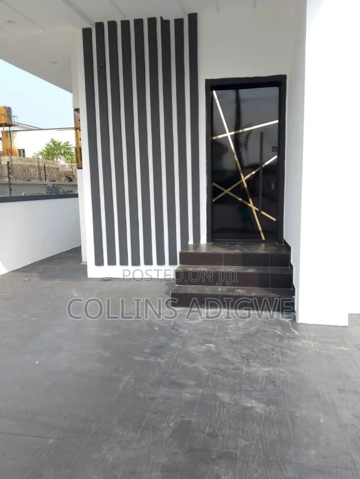 4bdrm Duplex in Happy Land Estate for sale