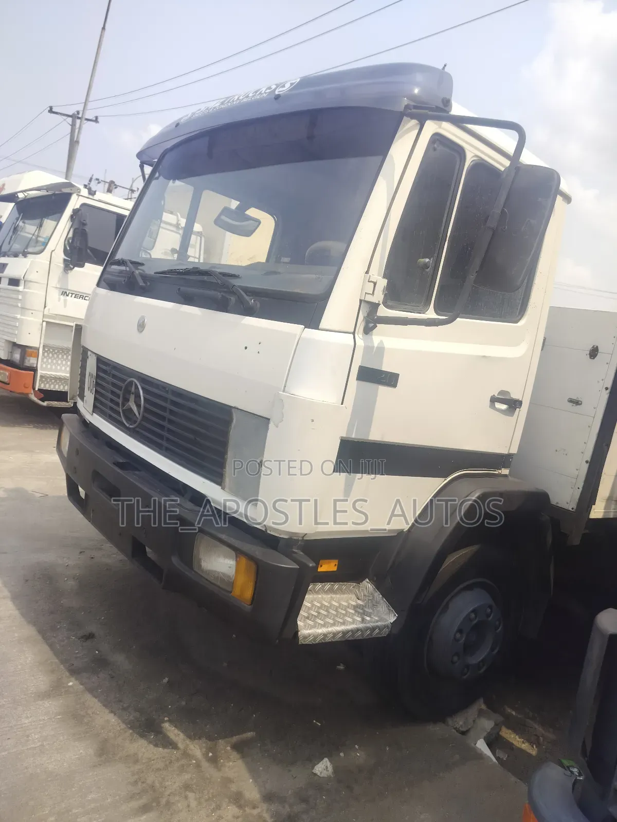 Mercedes Benz 1320 Truck With 8 Bolt