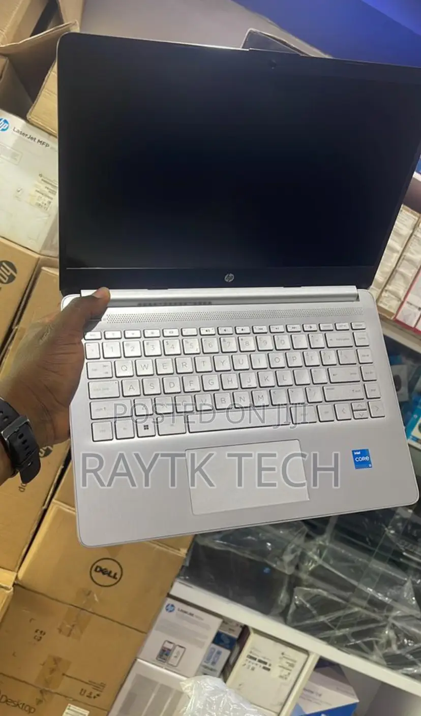 New Laptop HP 15 8GB Intel Core i3 SSD 256GB