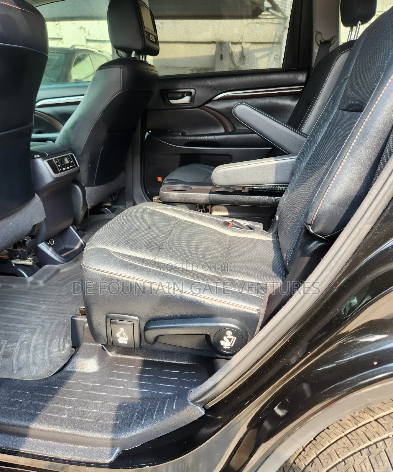 Toyota Highlander XLE 4dr SUV (3.5L 6cyl 6A) 2015 Black