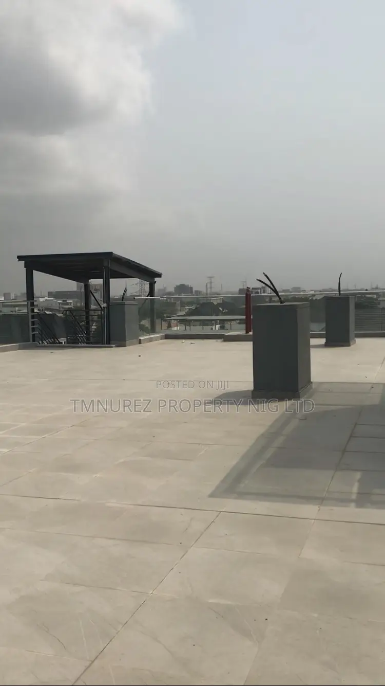 Lounge Top Roof for Rent at Victoria Island