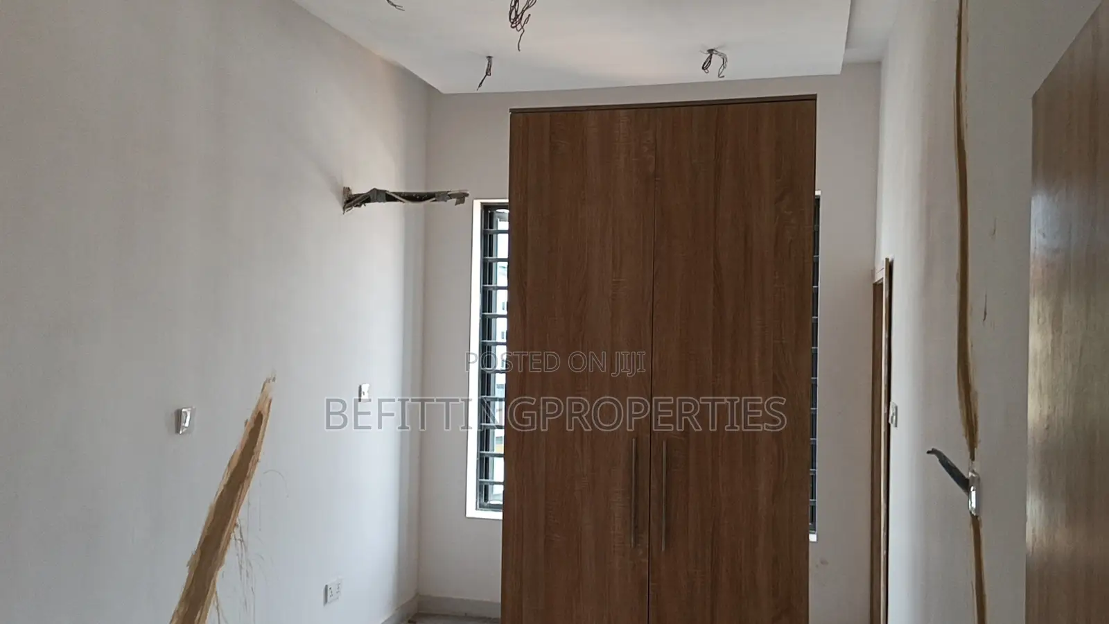 Stunning 3-Bedroom Flat