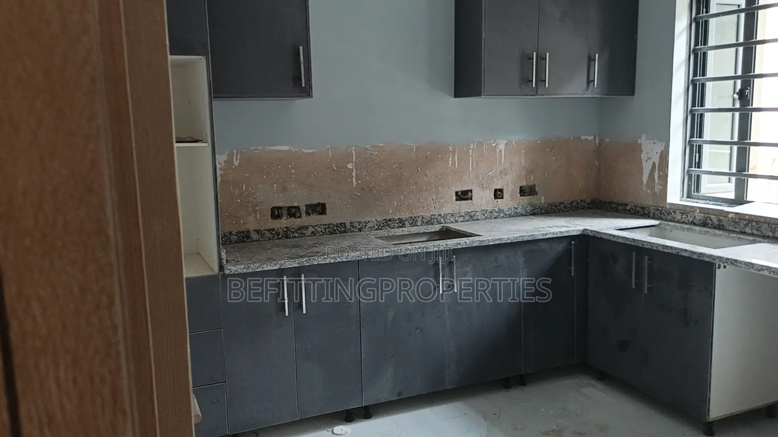 Stunning 3-Bedroom Flat