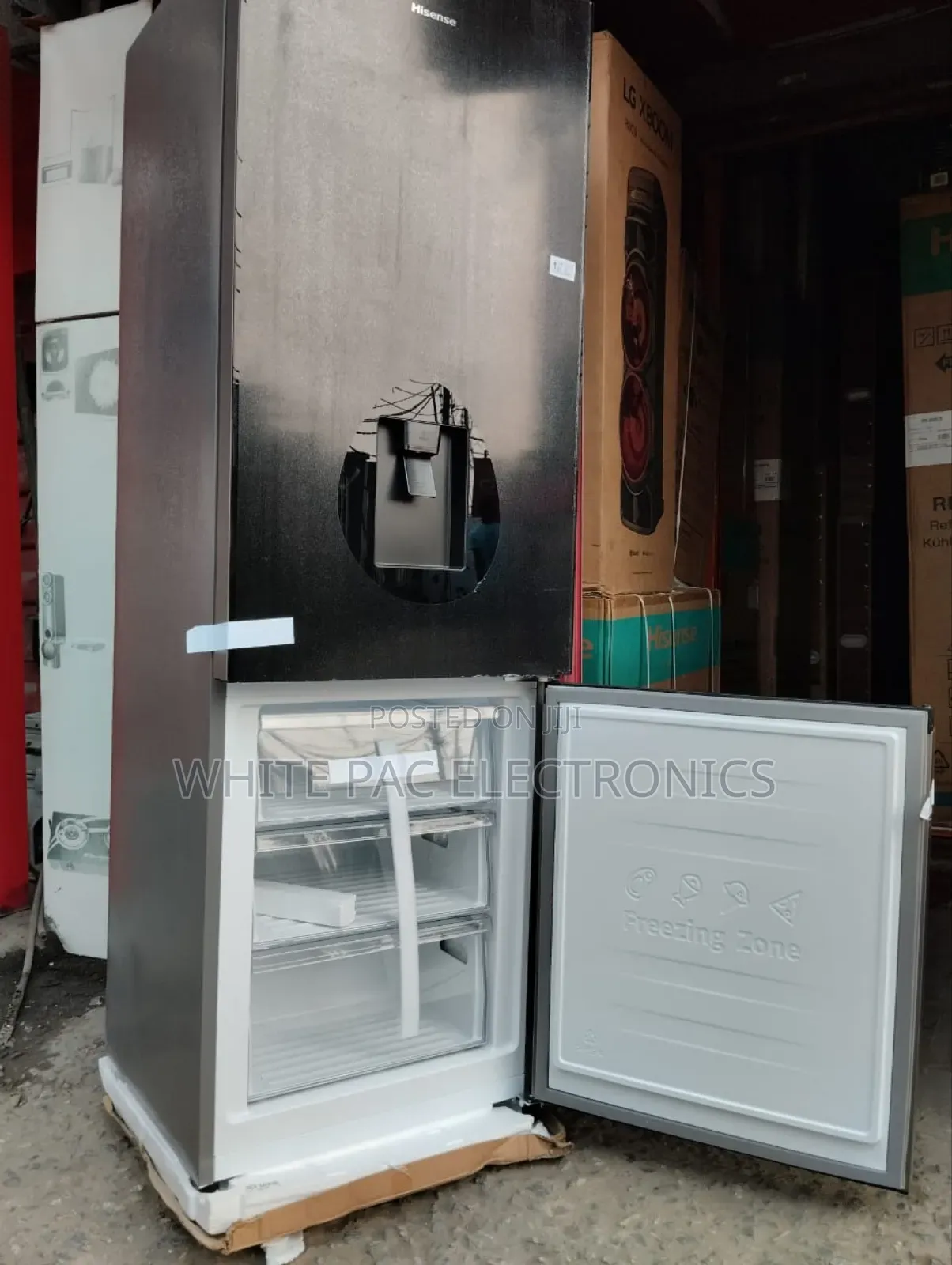 Original > Hisense 350-Litre Fridge Freezer With Dispenser
