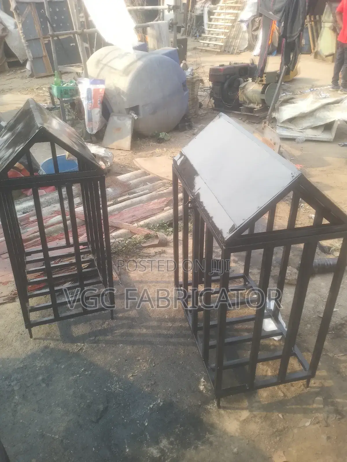 12.5kg Cylinder Cage