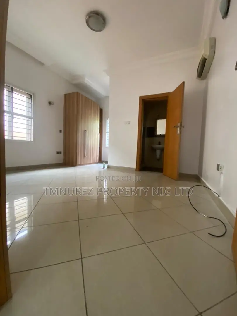 5bdrm Duplex in Admiralty, Lekki Phase 1 for rent